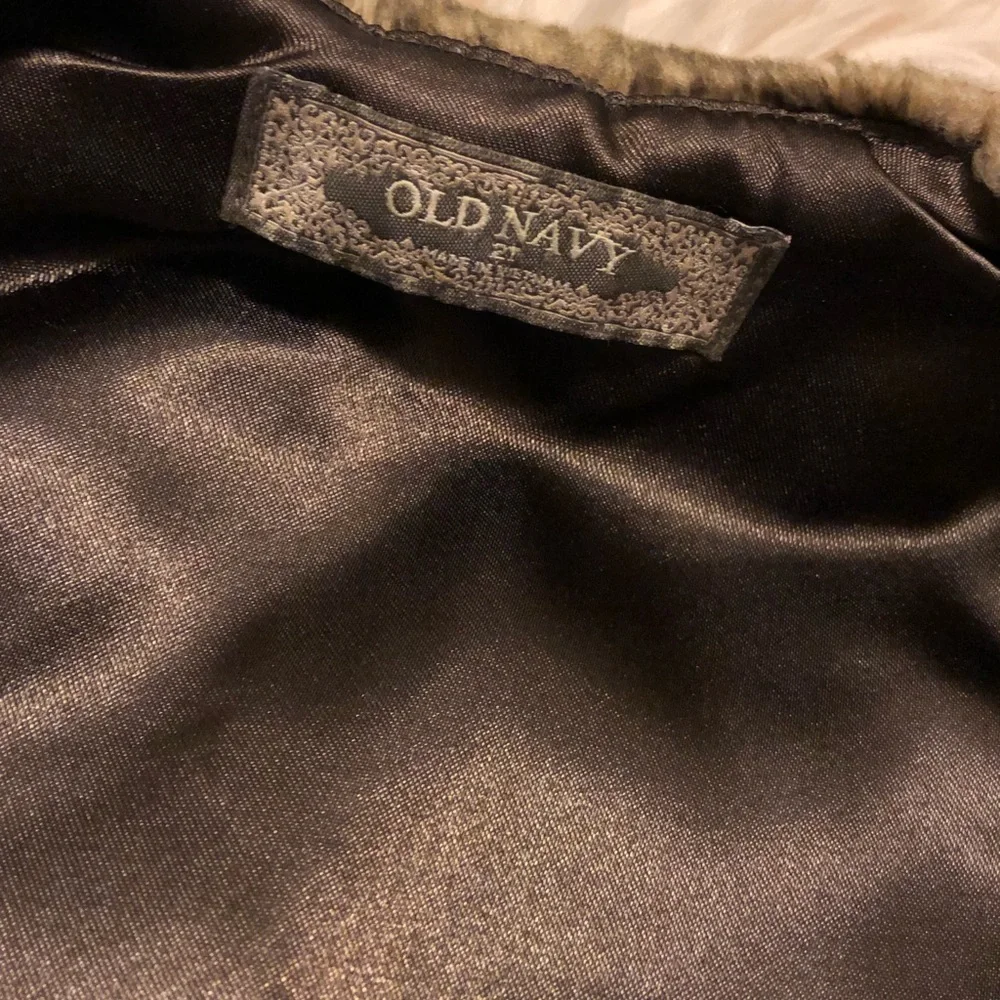 Old Navy girls vest